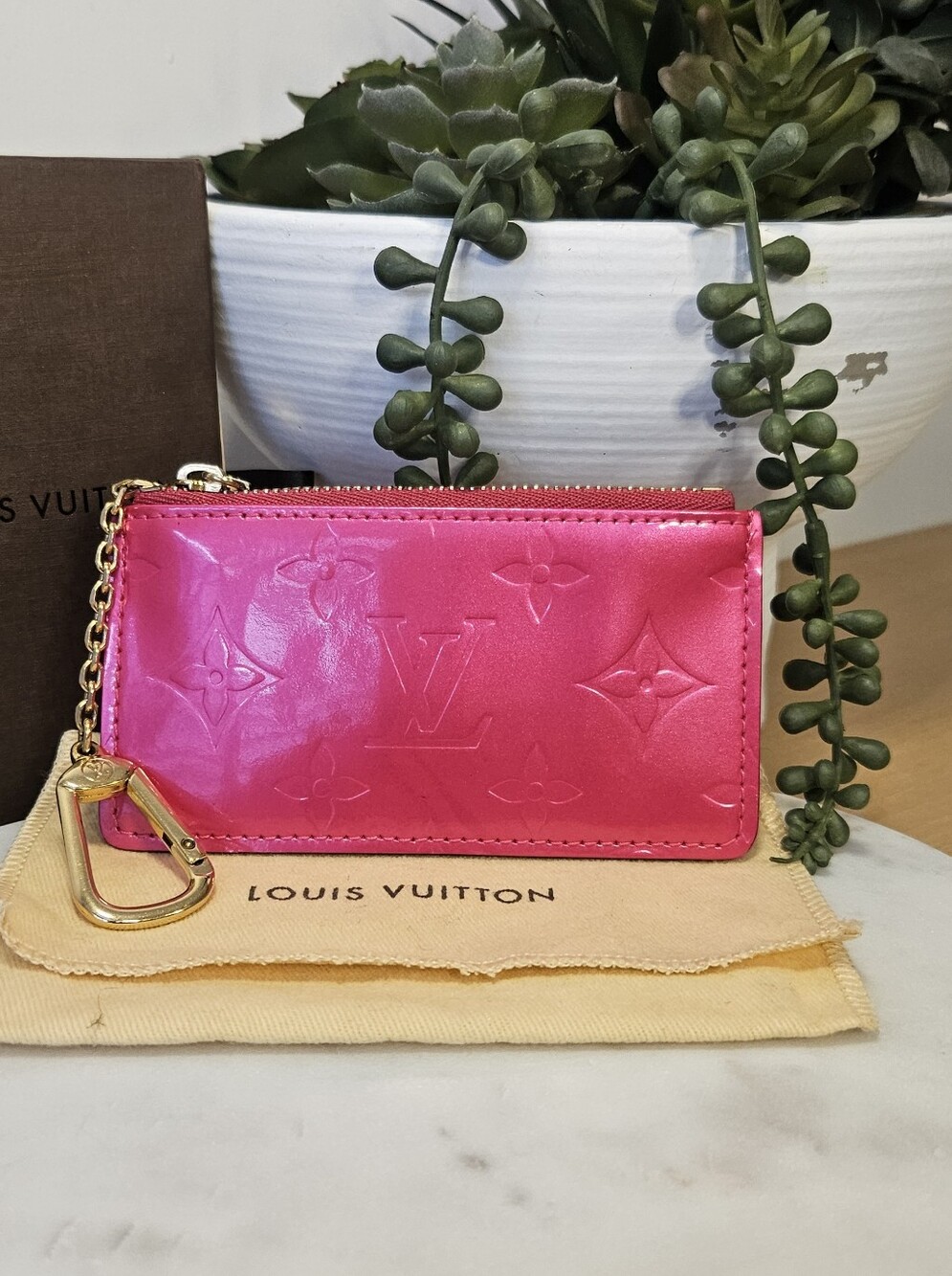 Louis Vuitton Cles Vernis Monogram Key Pouch in Hot Pink ✨️ - Picture 2 of 8